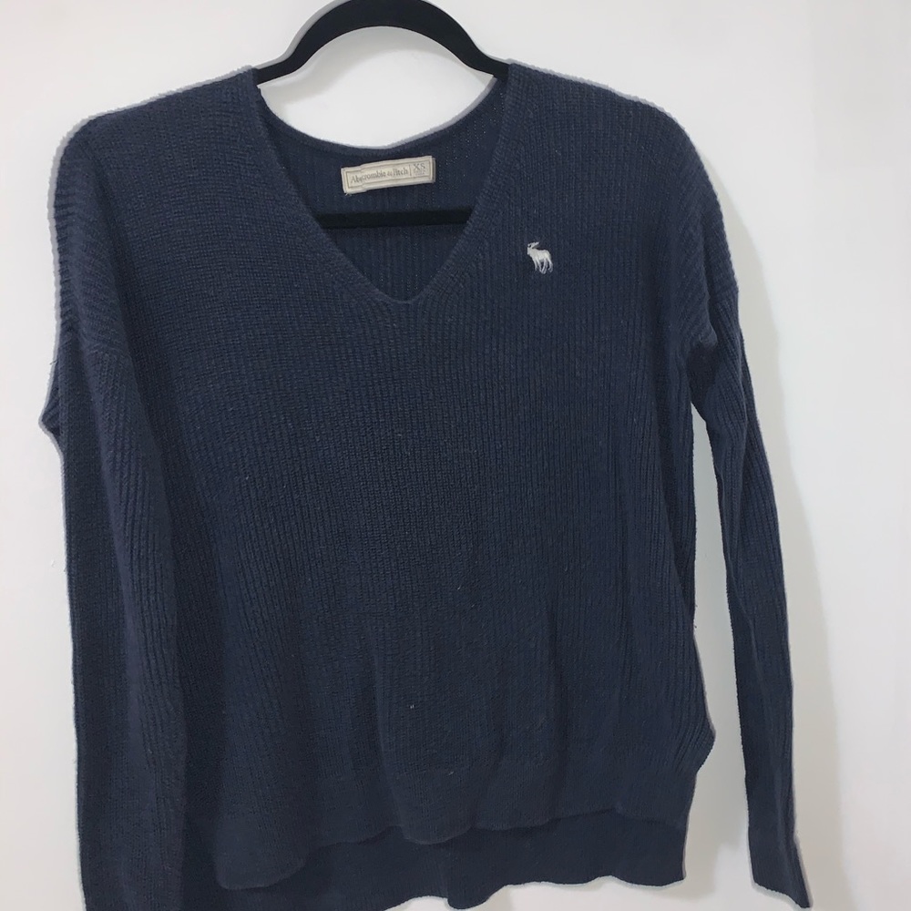 v neck sweater